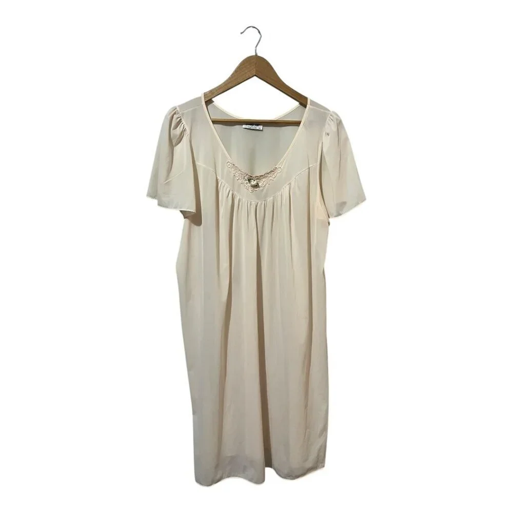 Vintage Vanity Fair Nighty Slip Dress Light Pink Satin Nightgown USA Medium